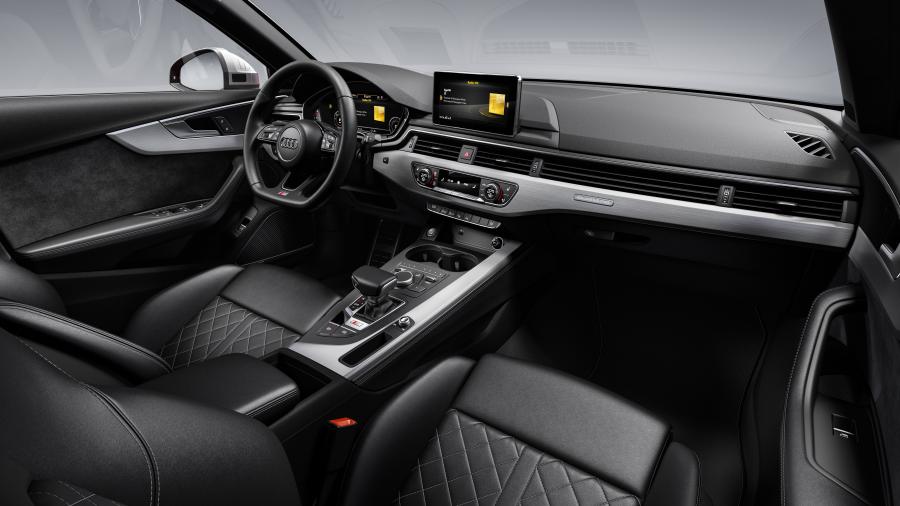 Интерьер Audi S4 Sedan TDI (B9) 2019 года  (WW) (фото 12 из 18)